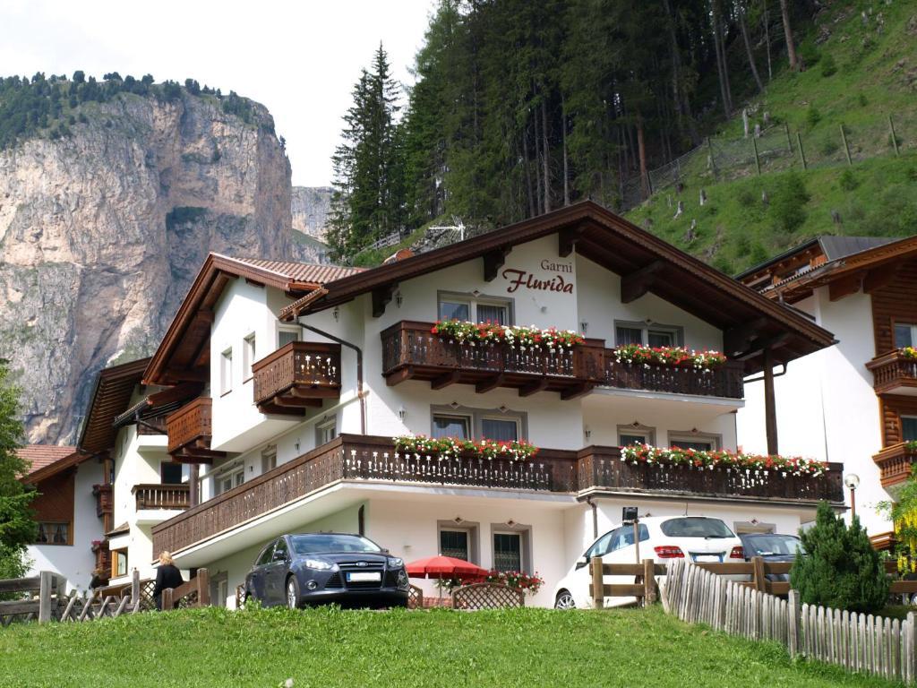 Bed and Breakfast Garni Flurida Wolkenstein in Gröden Exterior foto